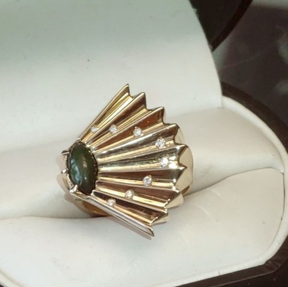 14k Ring - Picture 8 of 10